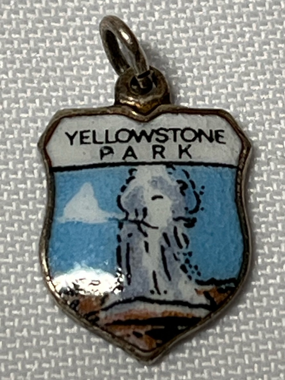Vintage Yellowstone Park Blue & White Enamel Charm Bracelet Pendant
Collectible